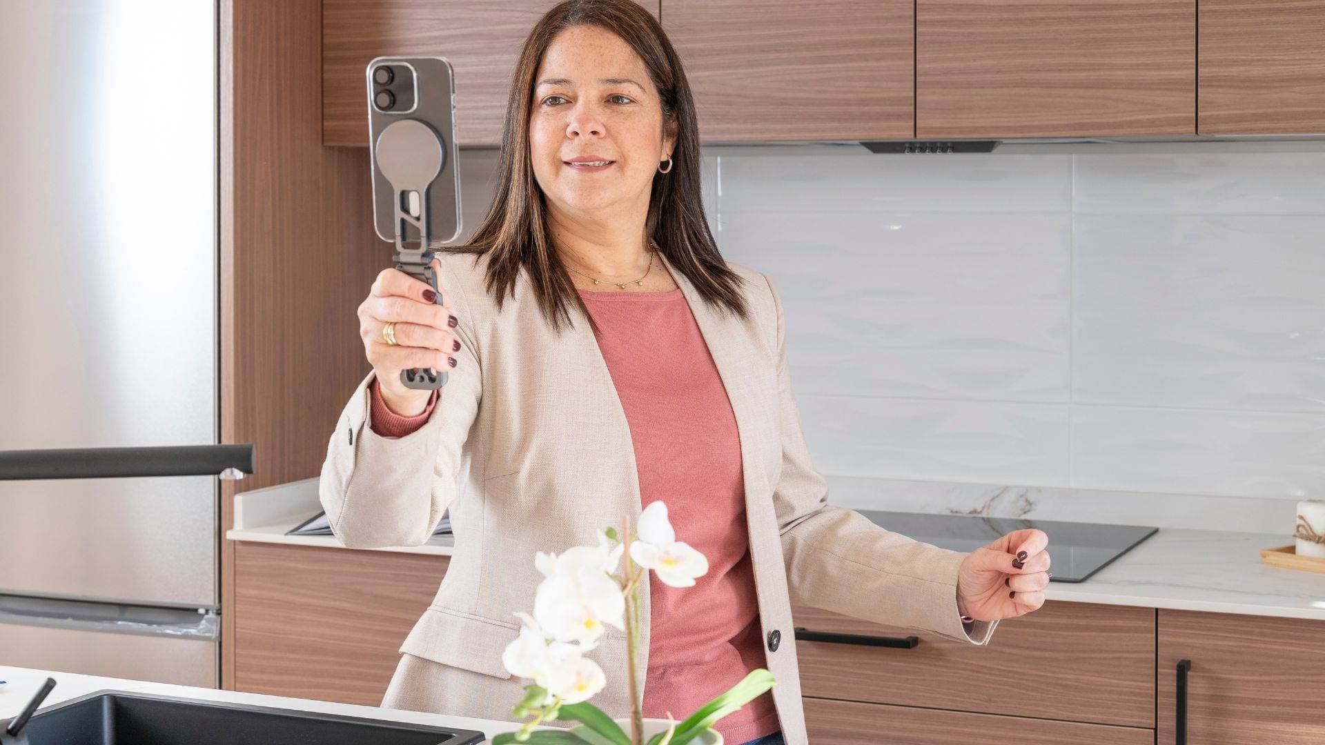 5 things you must know before buying a property ‘blind’